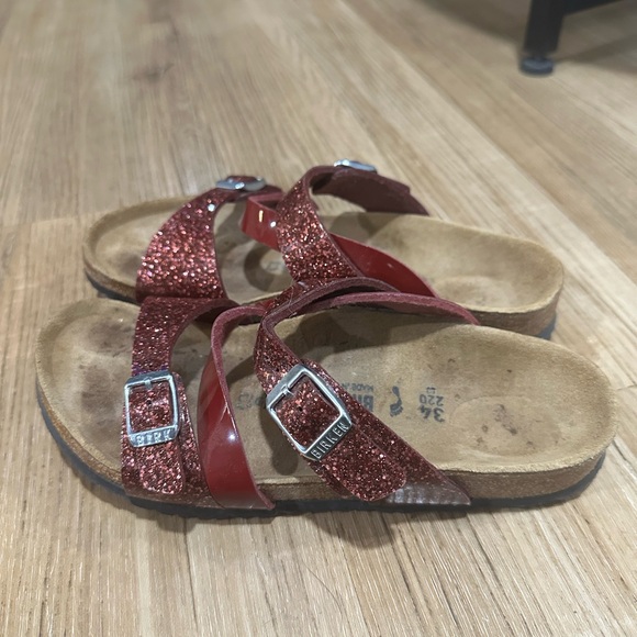 Birkenstock sparklysandals size3.5 girls